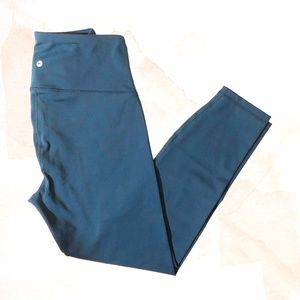 Women's High-Waisted 7/8 Leggings